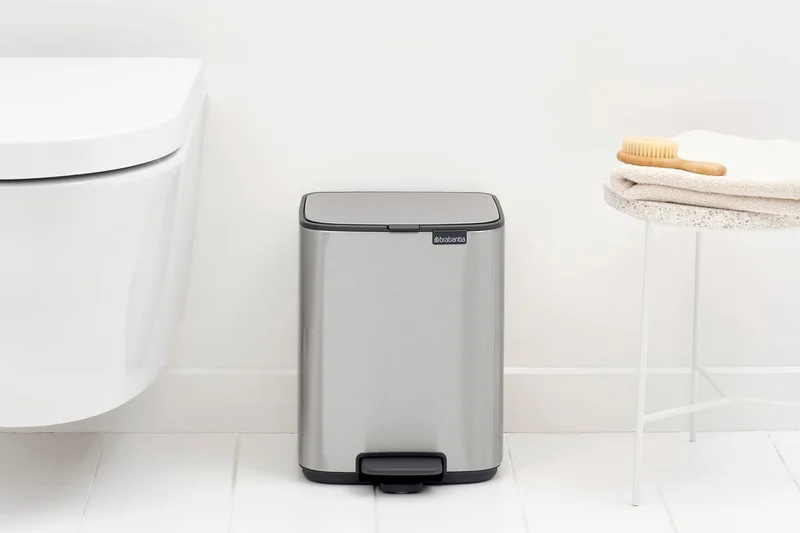 Coș de gunoi Brabantia Bo Pedal 7L, Matt Steel Fingerprint Proof