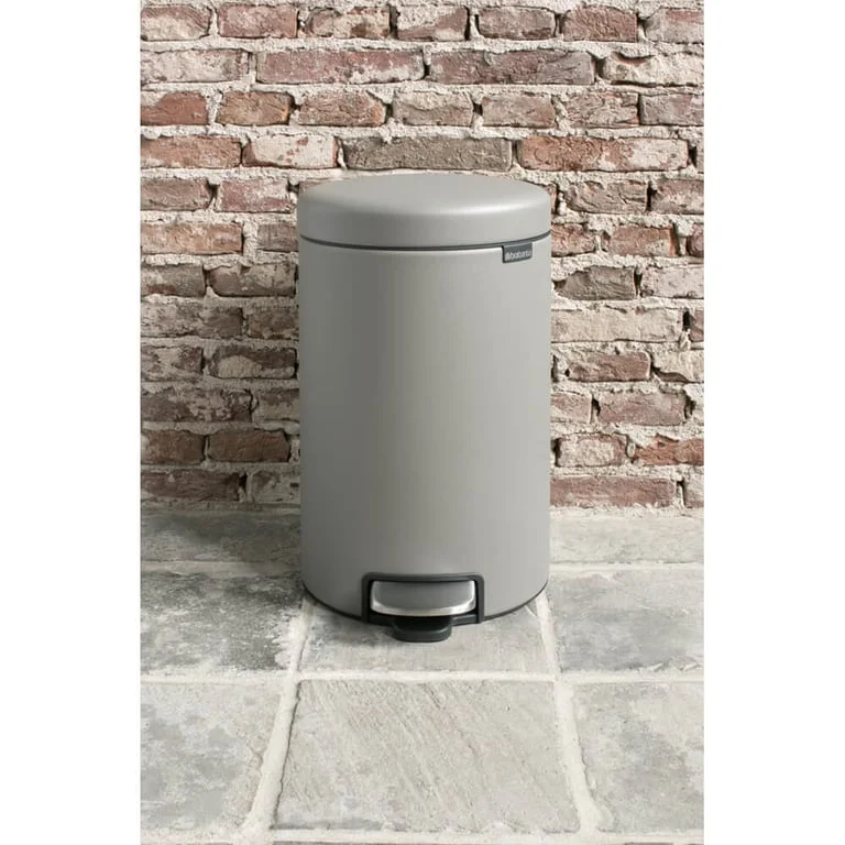 Coș de gunoi cu pedală Brabantia NewIcon 12L, Mineral Concrete Grey