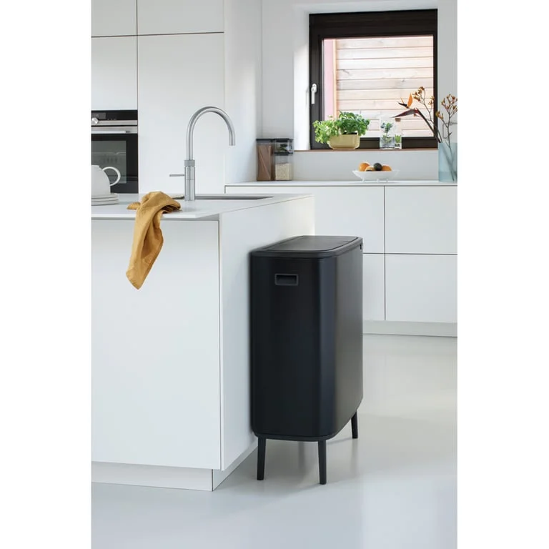 Coș de gunoi Brabantia Bo Touch Hi 60L, Matt Black