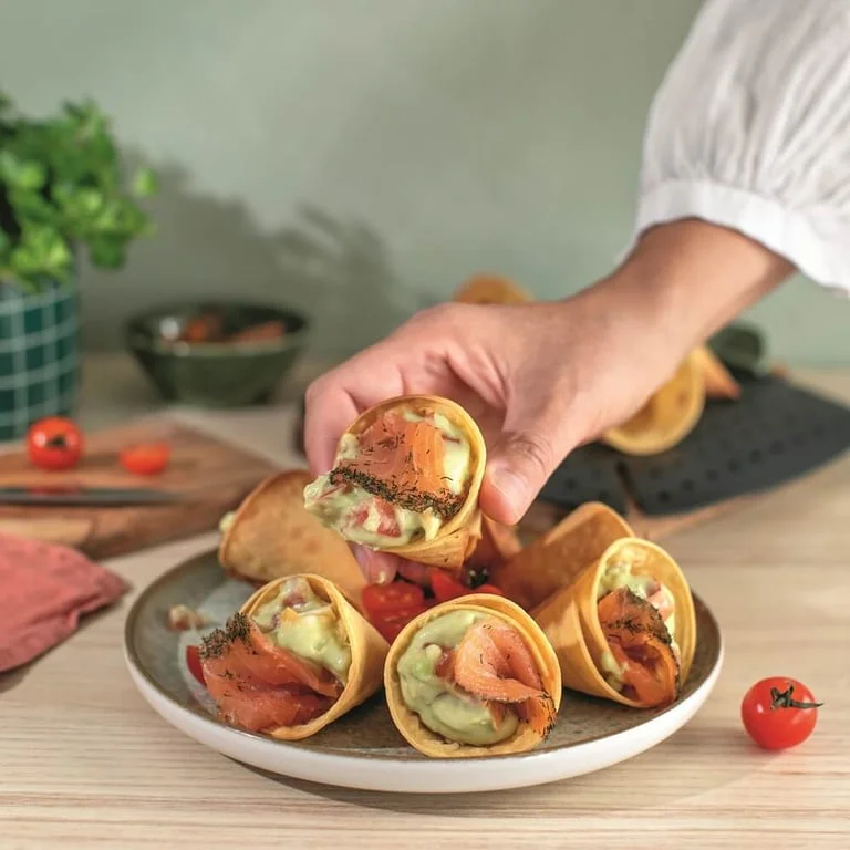 Tavă de copt pentru friteuză cu aer cald Lekue 22x22cm, gri