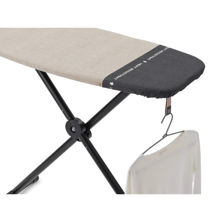 Masă de călcat Brabantia D 135x45cm cu zonă de călcat rezistentă la căldură, Denim Grey