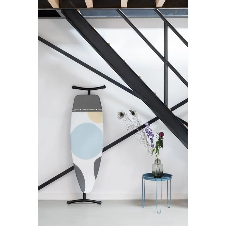 Masă de călcat Brabantia D 135x45cm cu zonă de călcat rezistentă la căldură, Spring Bubbles